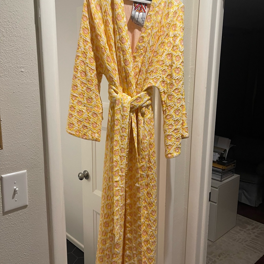 La Vie Style House Sunset Daisy Knit Maxi Wrap Dress